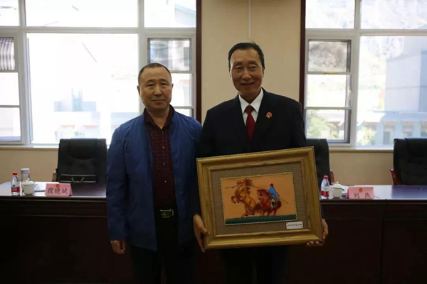 微信图片_20181018162213_副本.jpg